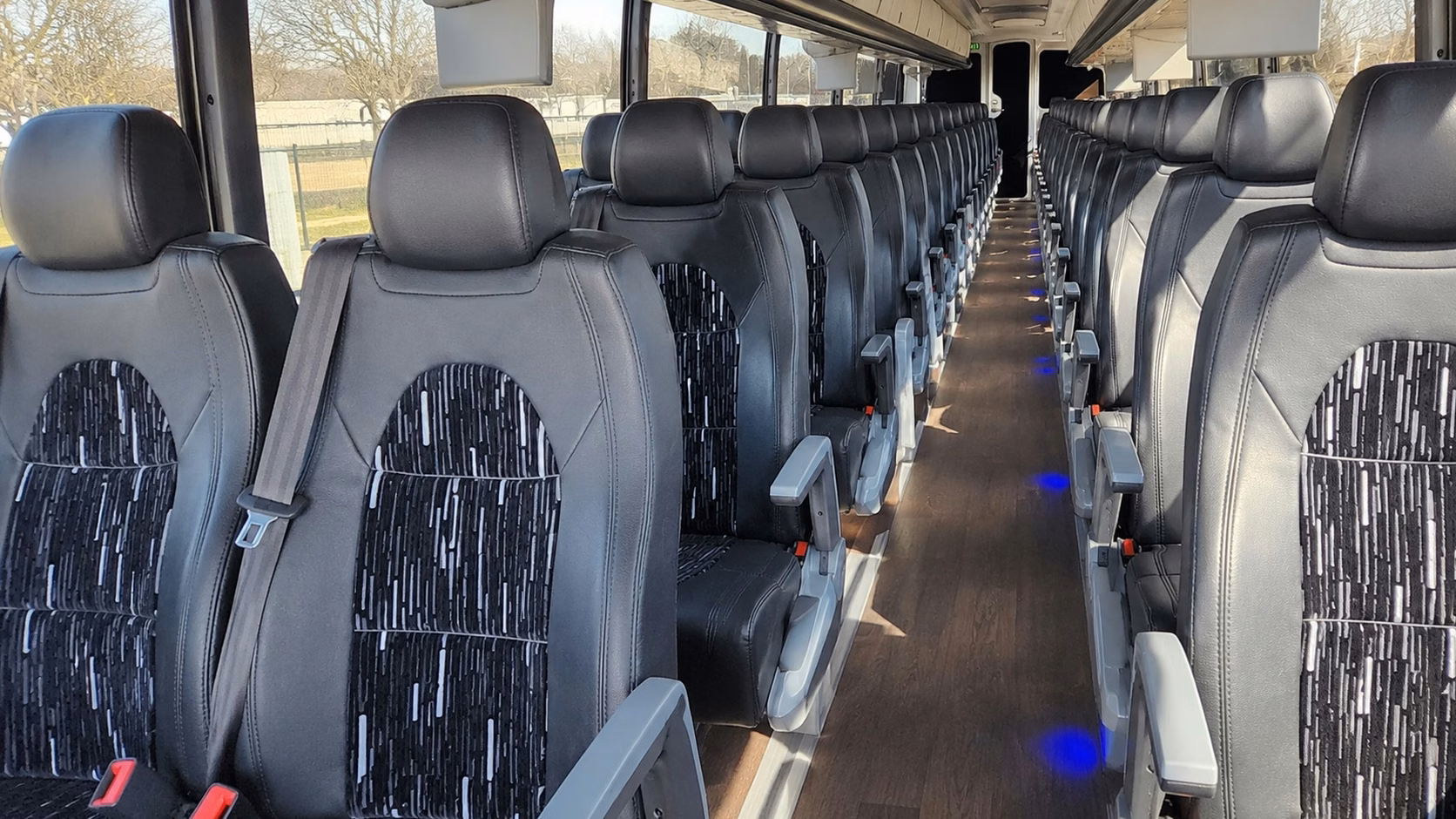 does the day of the week change what a bus costs in st petersburg florida