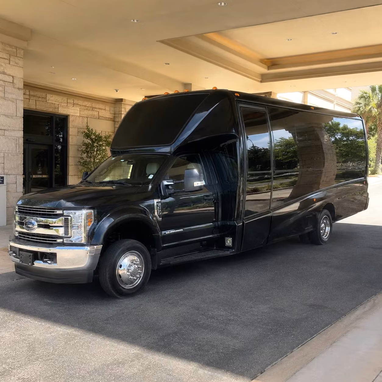 party buses for st petersburg prom night make the ride part of the celebration