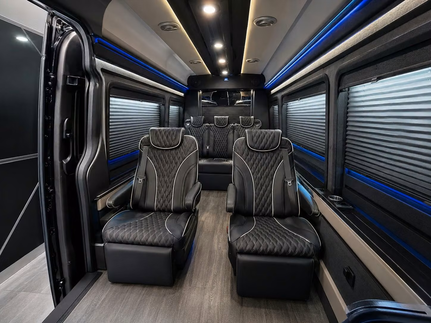 whether you re heading to the beach or the boardroom st petersburg airport shuttles keep everyone moving